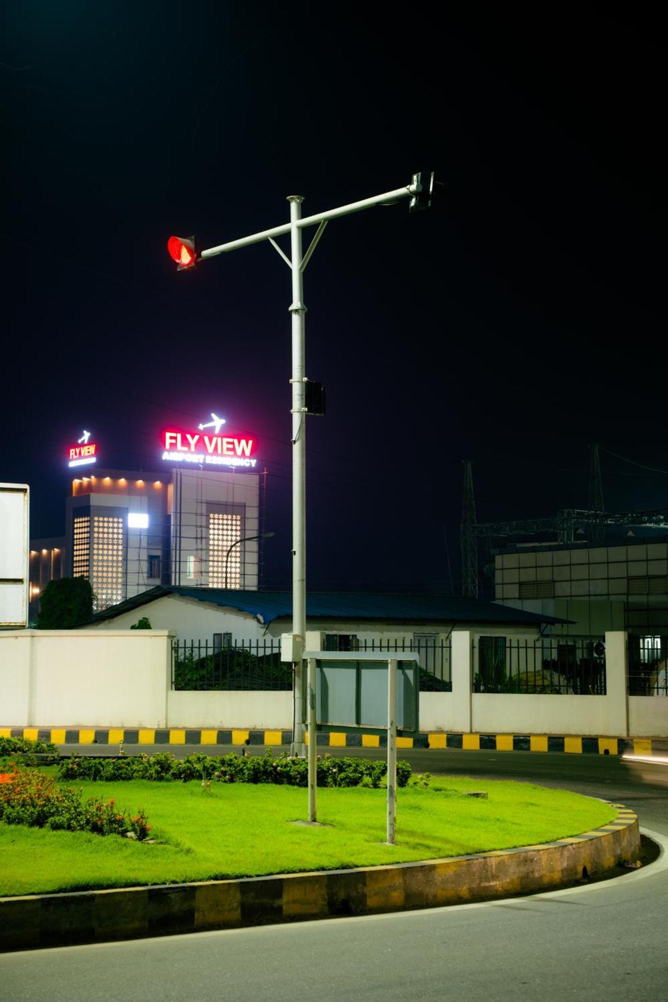 Fly View Airport Residency Hotel Nedumbassery Exterior photo